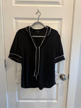 Women’s Black Short Sleeve Blouse Color